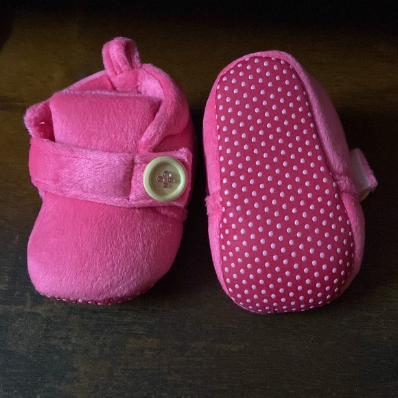 Unisex Baby Booties - 0 to 3 months - Picture 4 of 5